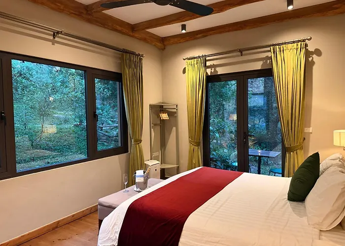 Amaya Home - Lodge, Spa & Restaurant Soc Son