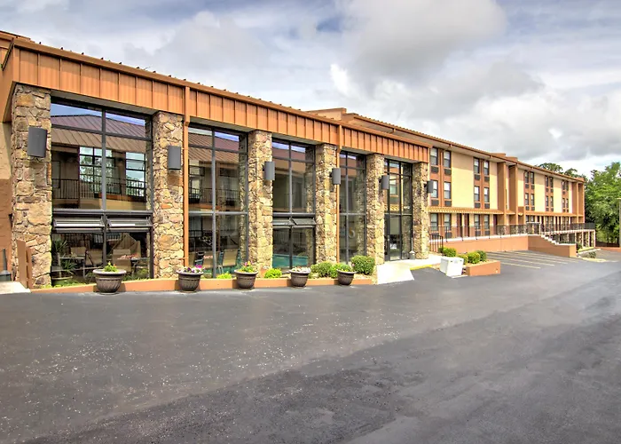 Best Western Center Pointe Inn