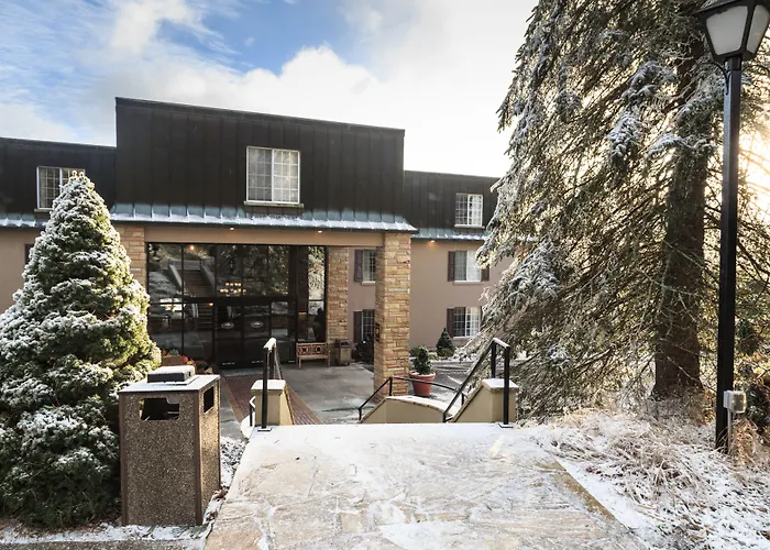 Meadowbrook Inn