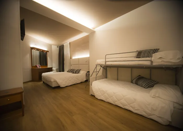 Hotel Everest