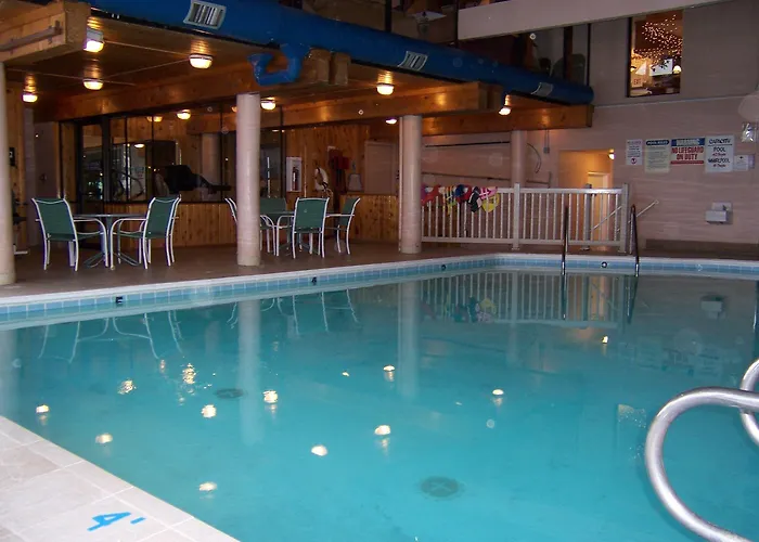 Pinestead Reef Resort