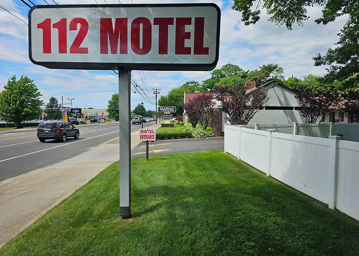 112 Motel