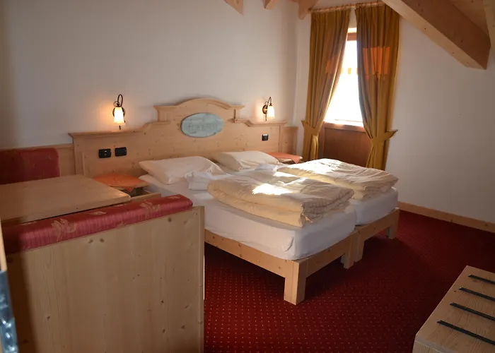 Hotel 2000
