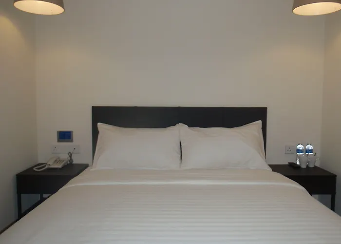 9 Square Hotel - Subang