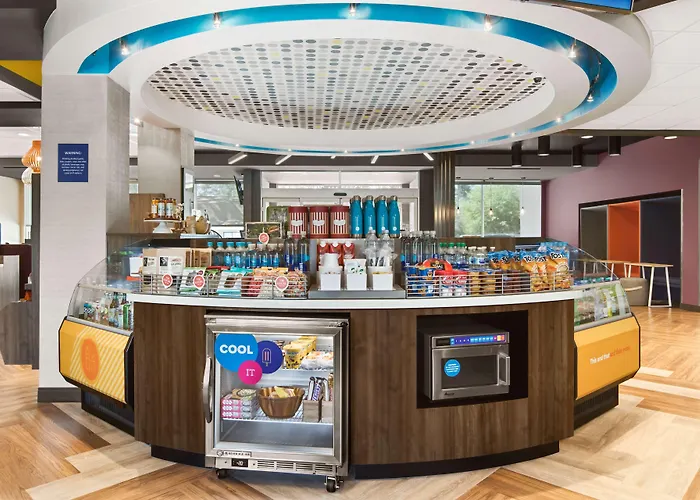 Tru By Hilton Savannah Midtown