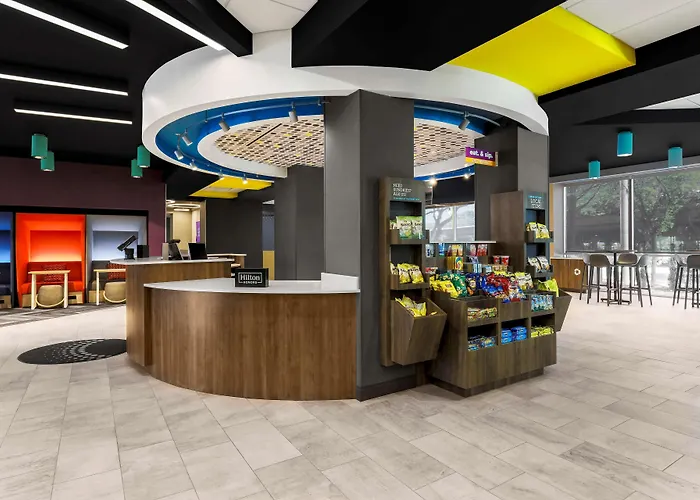 Tru By Hilton Dallas Market Center