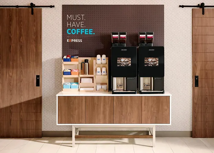 Holiday Inn Express - Naples South - I-75 By Ihg Golden Gate