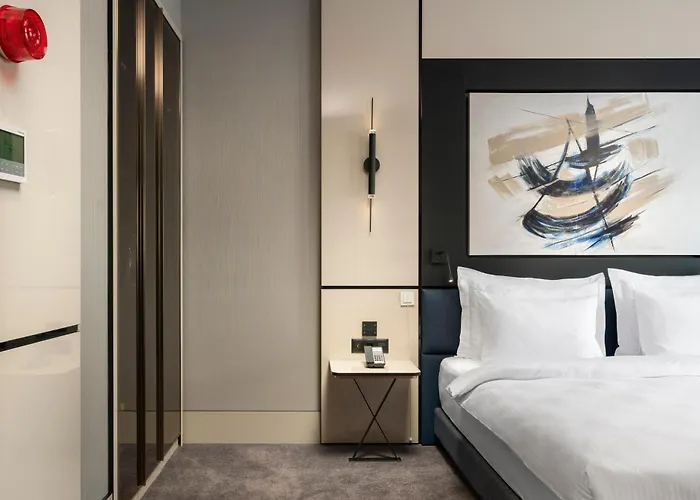 Crowne Plaza Istanbul Tuzla Viaport Marina By Ihg Hotel