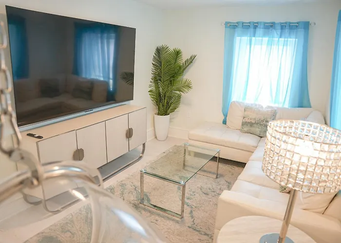 Luxury Penthouse -3 Blocks To Boardwalk, Outlets, & Casinos - Near Atlanticare