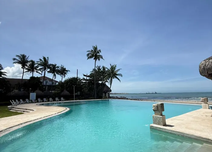 Playa Tropical Resort Hotel