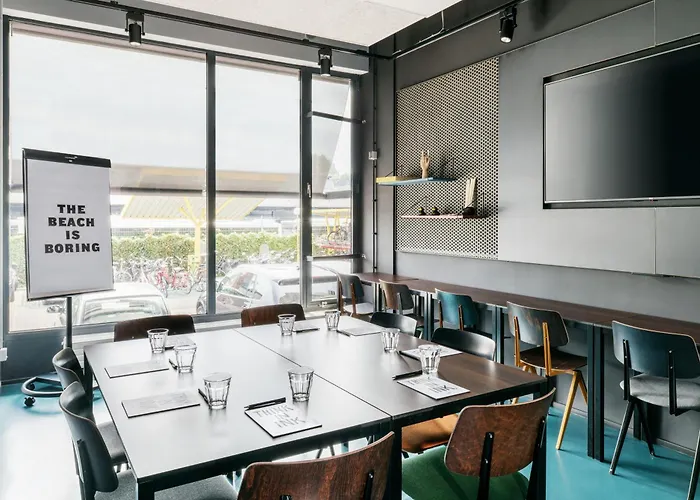 The Social Hub Amsterdam West 4 Star Hotel