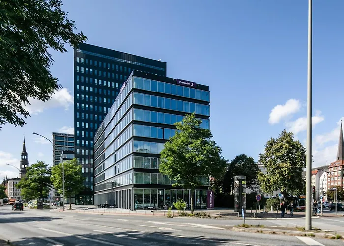 Premier Inn Hamburg City Centre