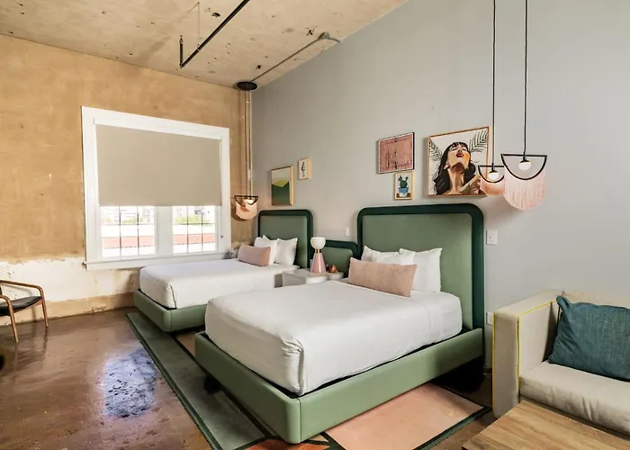 Canvas Hotel Dallas