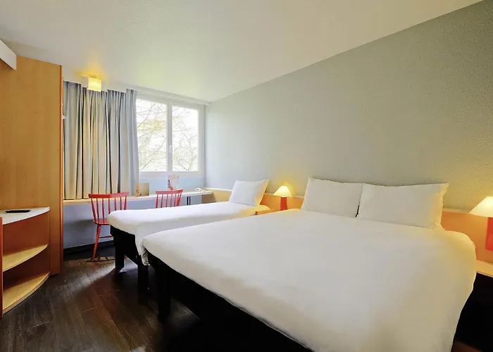 Ibis Poitiers Beaulieu Hotel