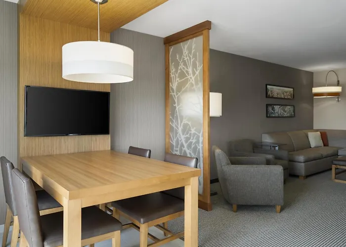 Hyatt Place West Des Moines/Jordan Creek