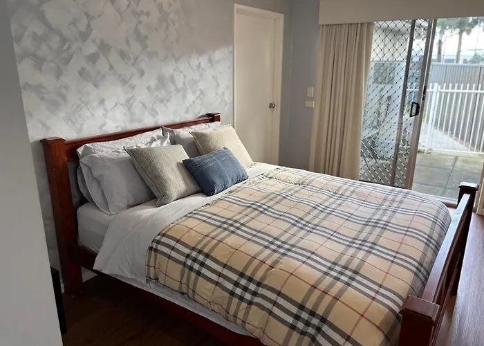 Guest Ensuite Room With Private Entrance