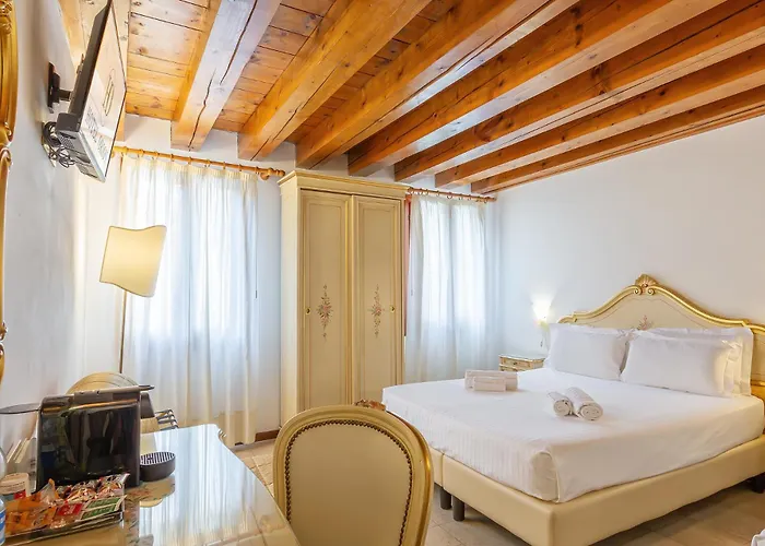 Hotel Orion