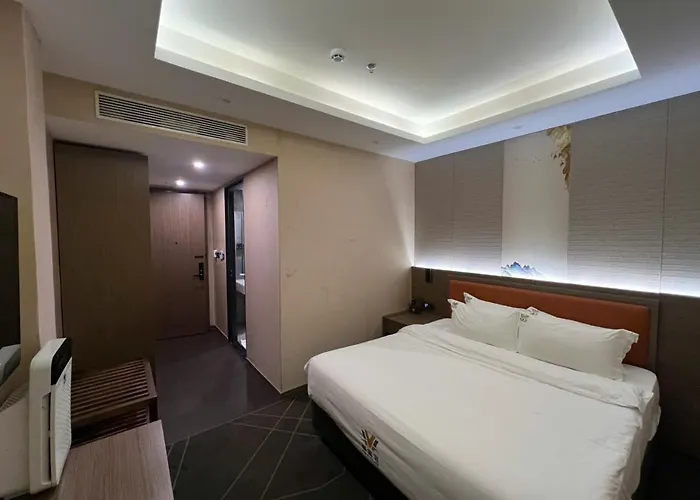 Wah Fu Hotel Ho Chi Minh City