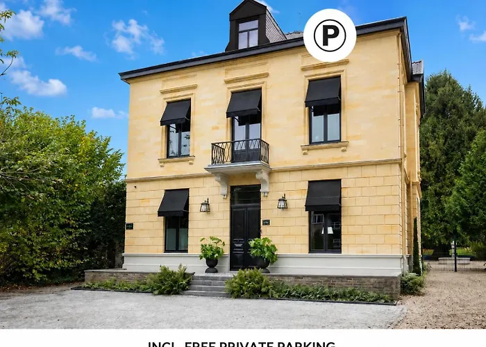 Villa V - Petit Hotel