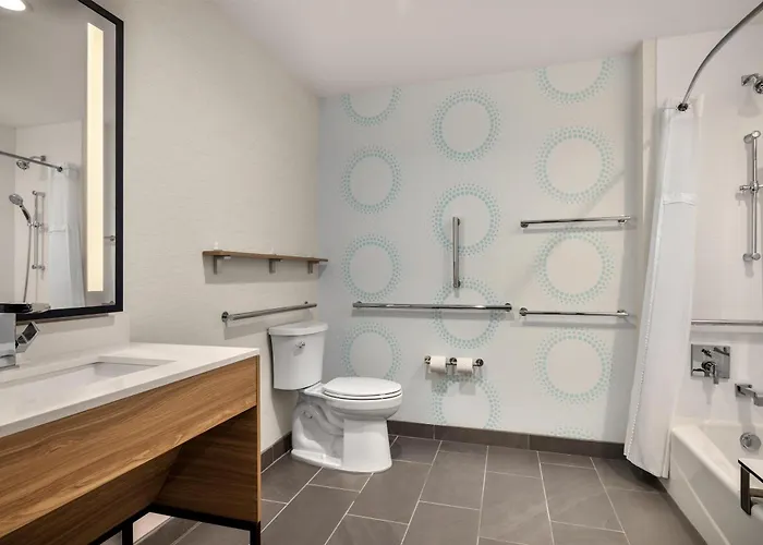 Home2 Suites By Hilton Fort Worth Lake Worth