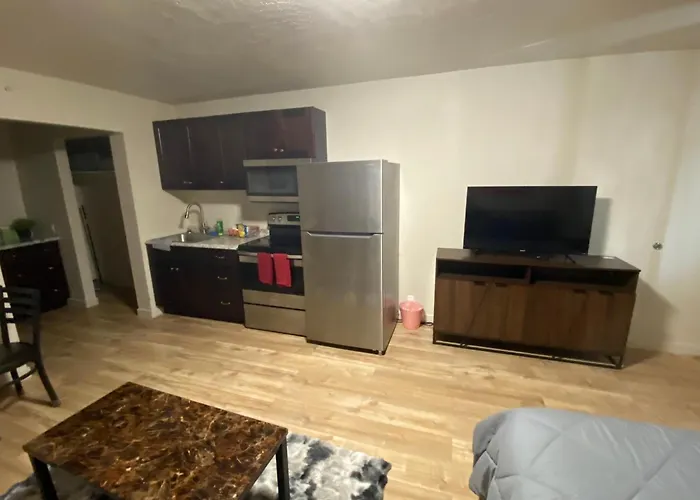 Green River Inn Apartments