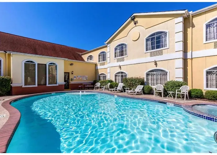 Casablanca Inn & Suites Houston - Spring