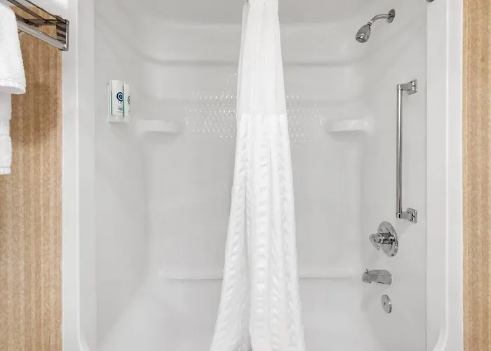 Comfort Inn & Suites Branson Meadows