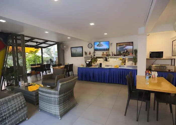 Hotel Montha