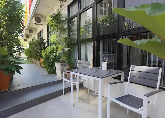 Hotel Montha