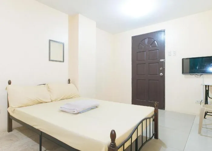 Mervin'S Terraces By Reddoorz Manila