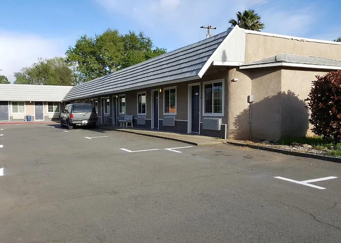 Pacific Motel