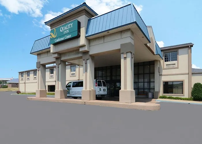 Quality Inn & Conference Center Akron